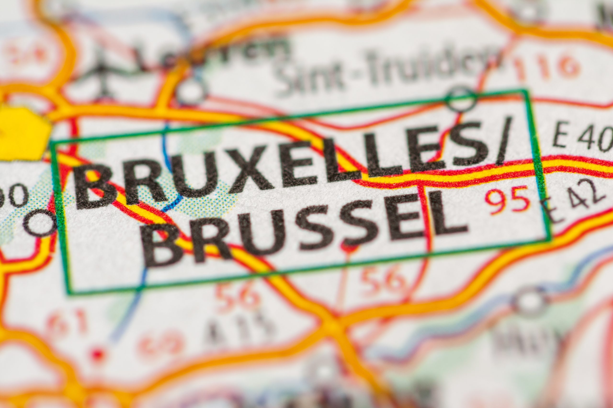 Easytaxibelgium airport taxi and package delivery